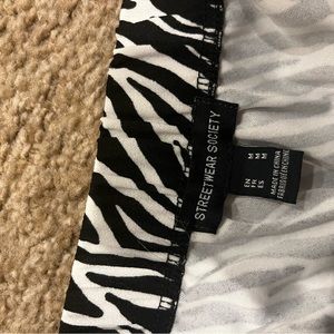 Streetwear society mini zebra print skirt